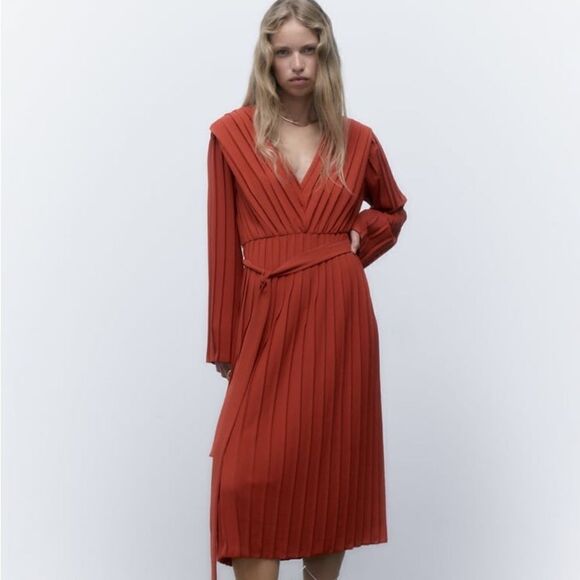 Zara Pleated Midi Dress New - Picture 9 of 9
